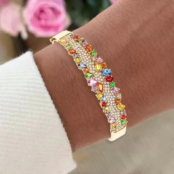 Brazalete arco iris con racimo de zafiro multicolor creado en 10 quilates enchapado en oro amarillo de 14 k Foto 4 de 4