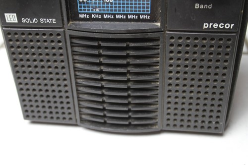 VINTAGE PRECOR LED SOLID STATE 825 RADIO AM/FM 18 TRANSISTOR funktioniert mit Kabel - Bild 3 von 14