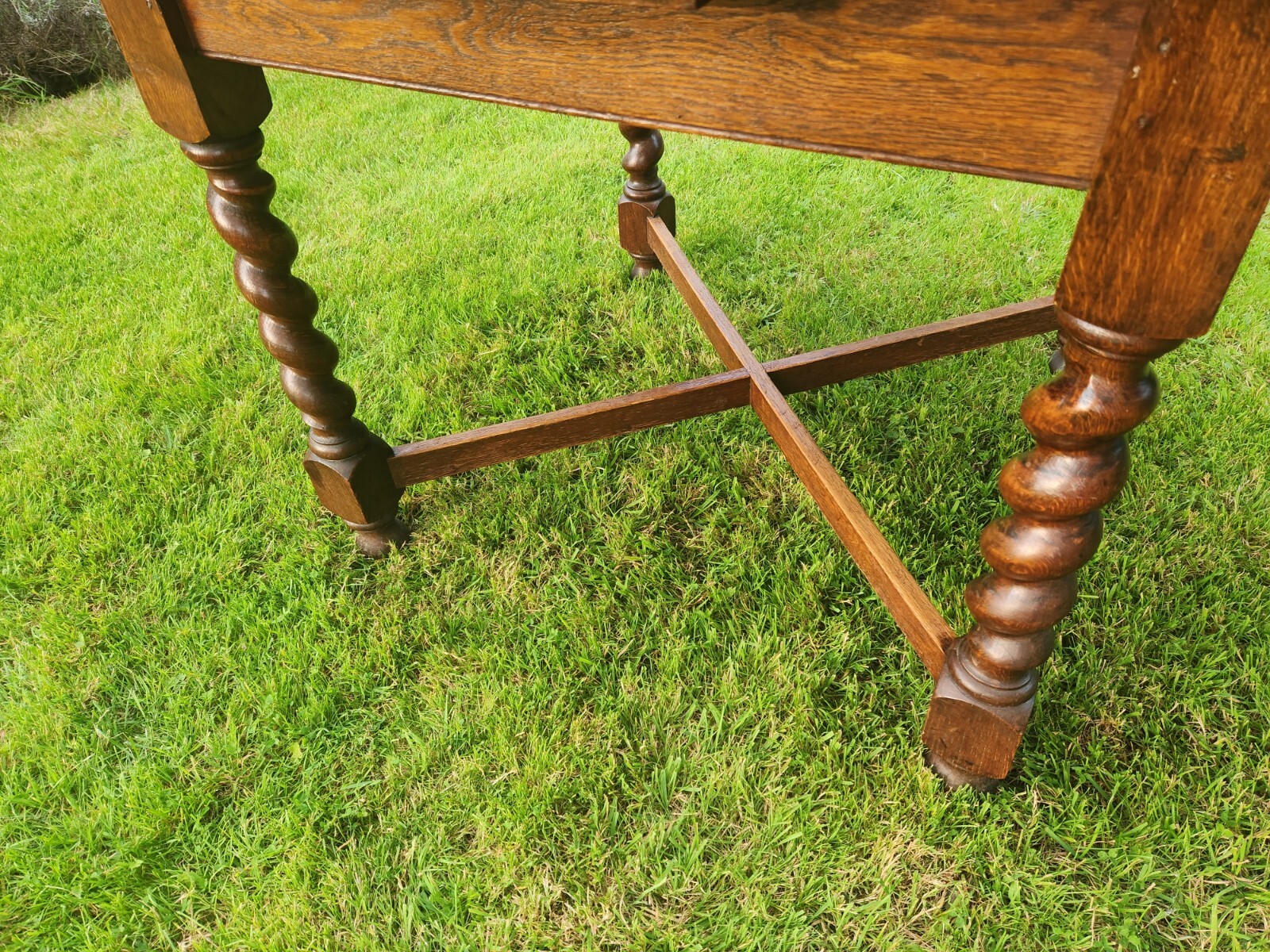 Antique Oak DrawLeaf Extending Dining Table on Barley Twist Legs