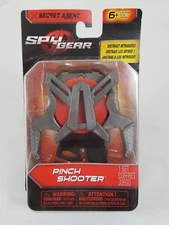 Spy Gear Secret Agent Pinch Shooter Toy, NIP Spin Master 1 Shooter 3 Discs