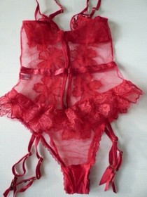 Agent Provocateur Seraphina L tattoo lace body suspenders 4 stockings sheer red