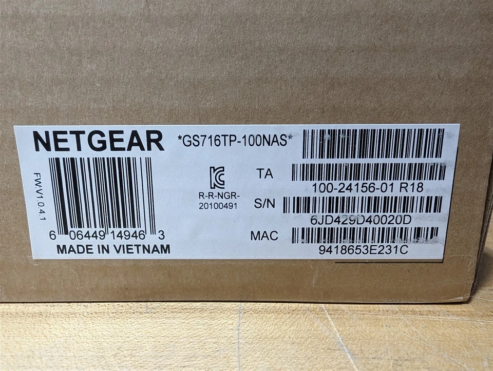 Netgear Prosafe GS716TP-100NAS Gig Smart 16 port PoE Switch - Image 3 of 3