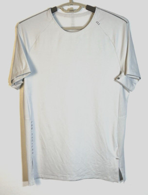 lululemon - lululemon新品【完売品】定価１万　ライトウェイト　ストレッチTシャツ Lululemon Lightweight Mesh Reversible Yoga T-Shirt