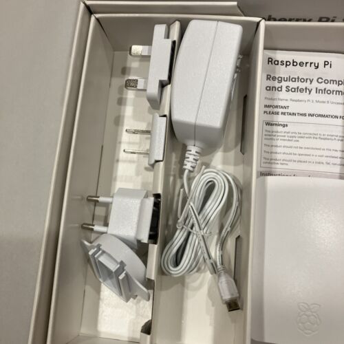 NEW Raspberry Pi 3 Starter Kit Keyboard & Mouse Included 896-8119 - Picture 4 of 8