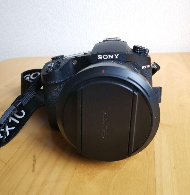 SONY Cyber Shot RX10III RX10M3 F2.4-4.0 24-600mm used from Japan  