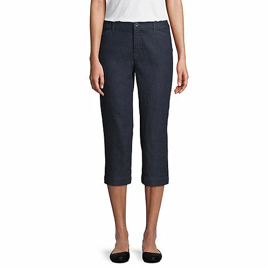St. John's Bay Women's Capri's Rinse Color Size 8 Secretly Slender Mid Rise NEW