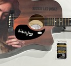 RICKIE LEE JONES SIGNED CUSTOM ACOUSTIC GUITAR COUNTRY LEGEND JSA COA — photo 2