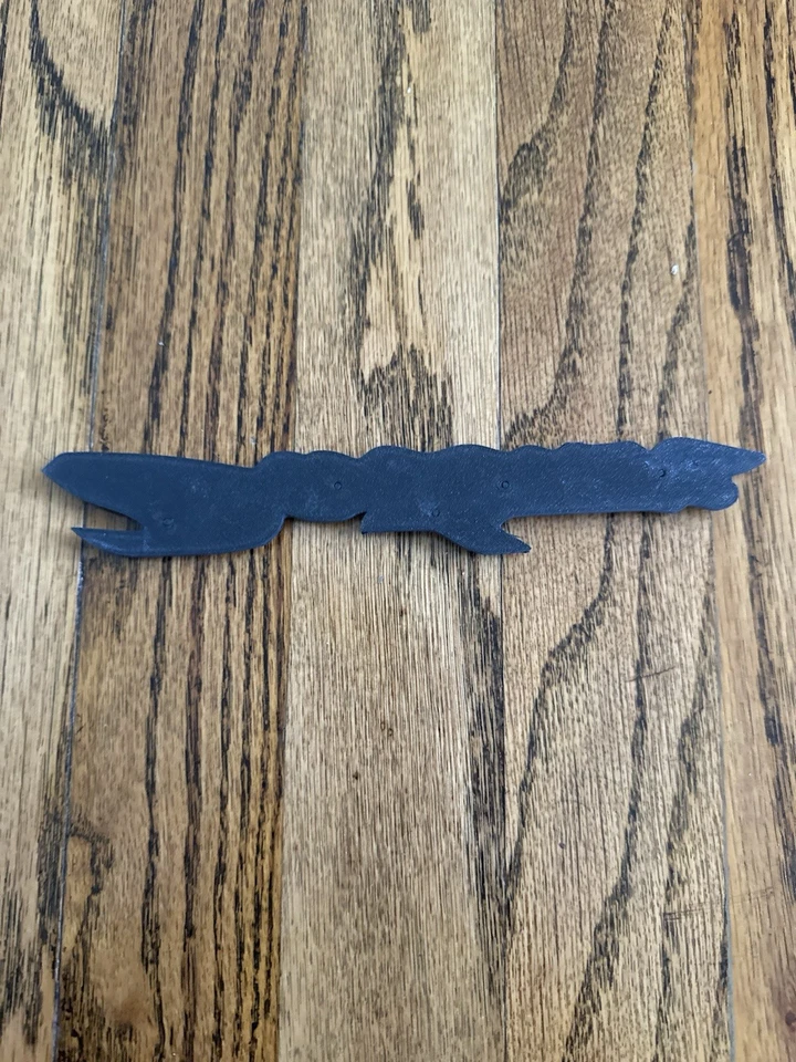 Insignia escotilla Datsun 240z emblema impreso en 3D Foto 2 de 2