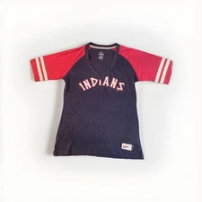 Womens Nike Cleveland Indians T-Shirt, V-Neck, Cooperstown Collection, Size M