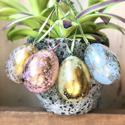 1 Gold Leaf Egg Ornament - Decoupage Paper Mache Chicken Christmas Easter Basket