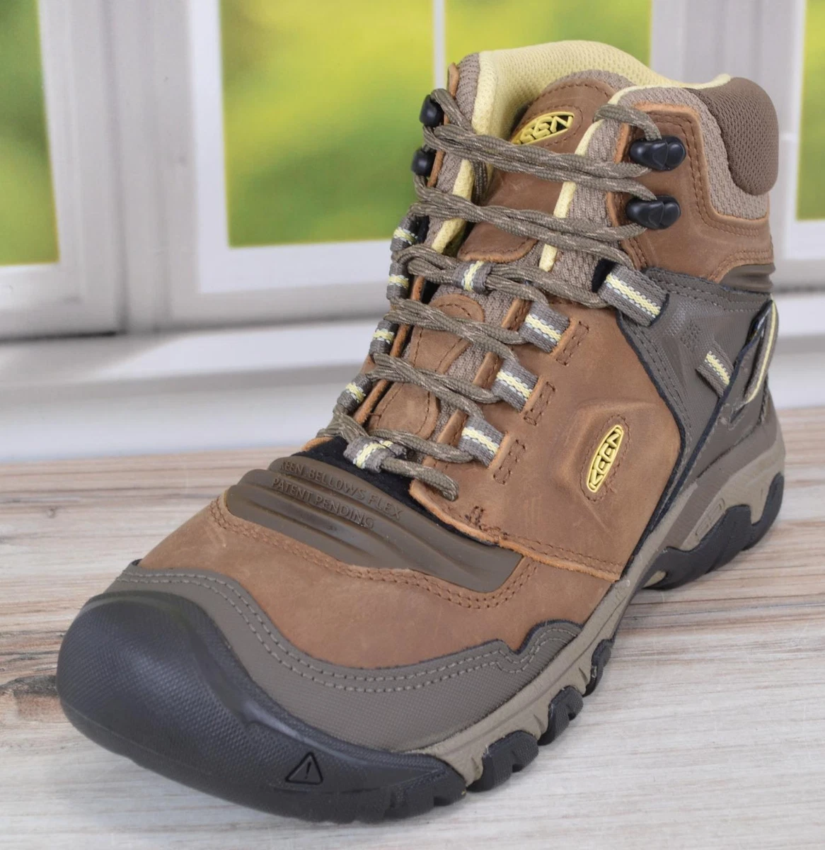 New KEEN Women s RIDGE FLEX Waterproof Hiking Shoes Sneakers Size