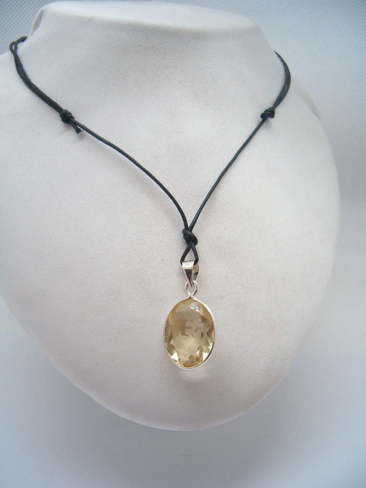 Ciondolo in ARGENTO 925 con TOPAZIO GIALLO naturale con inciso "OM" sulla tavola - Immagine 4 di 4