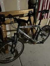 Trek Alpha 3500 mountain bike 19.5” frame