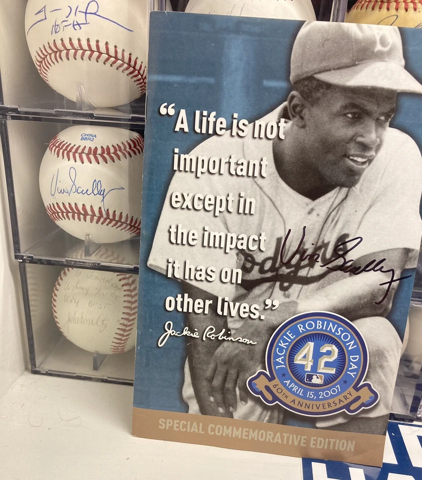 Vin Scully signed program - Image 3 of 4