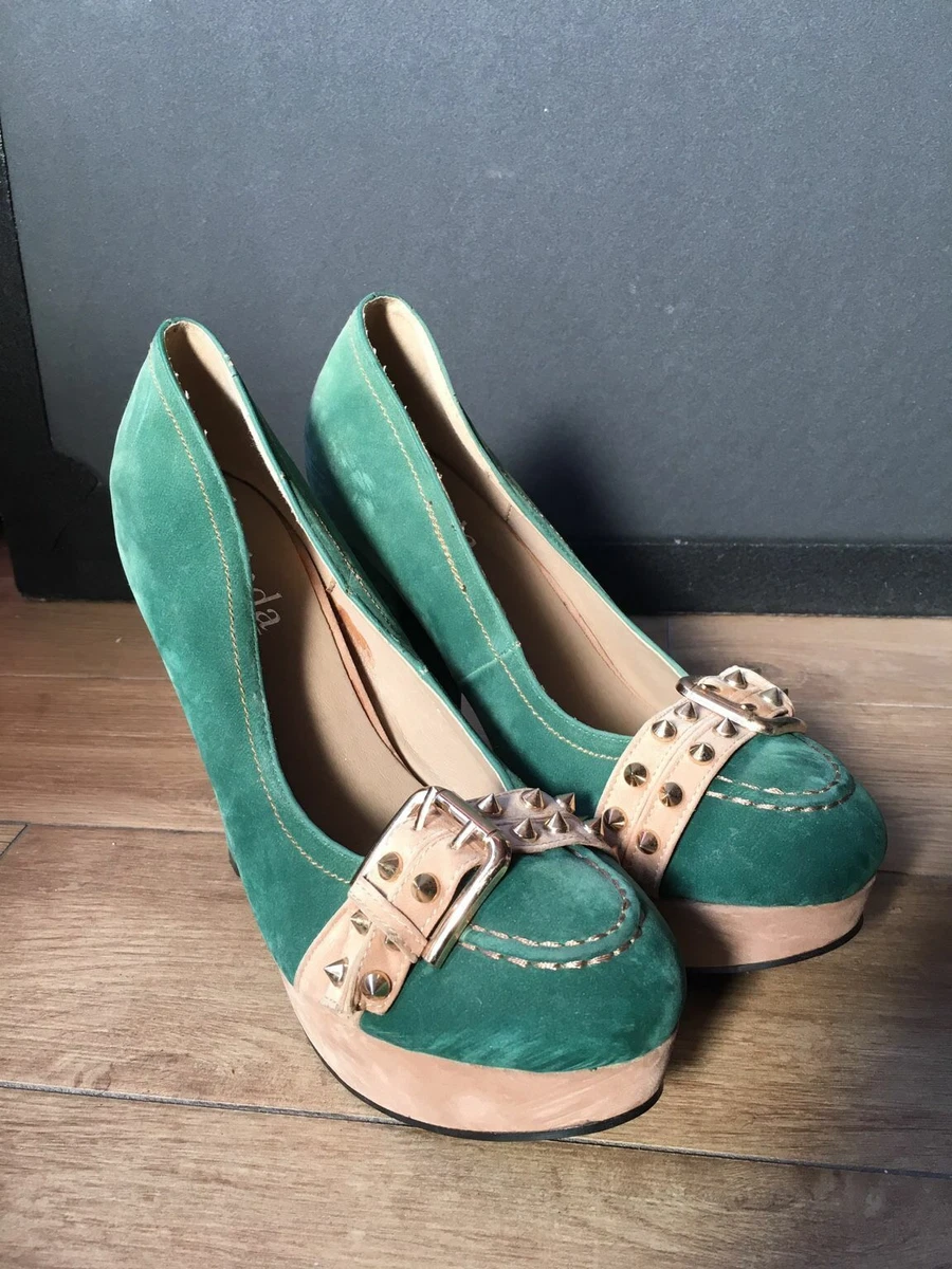 Scarpe con 2025 i tacchi