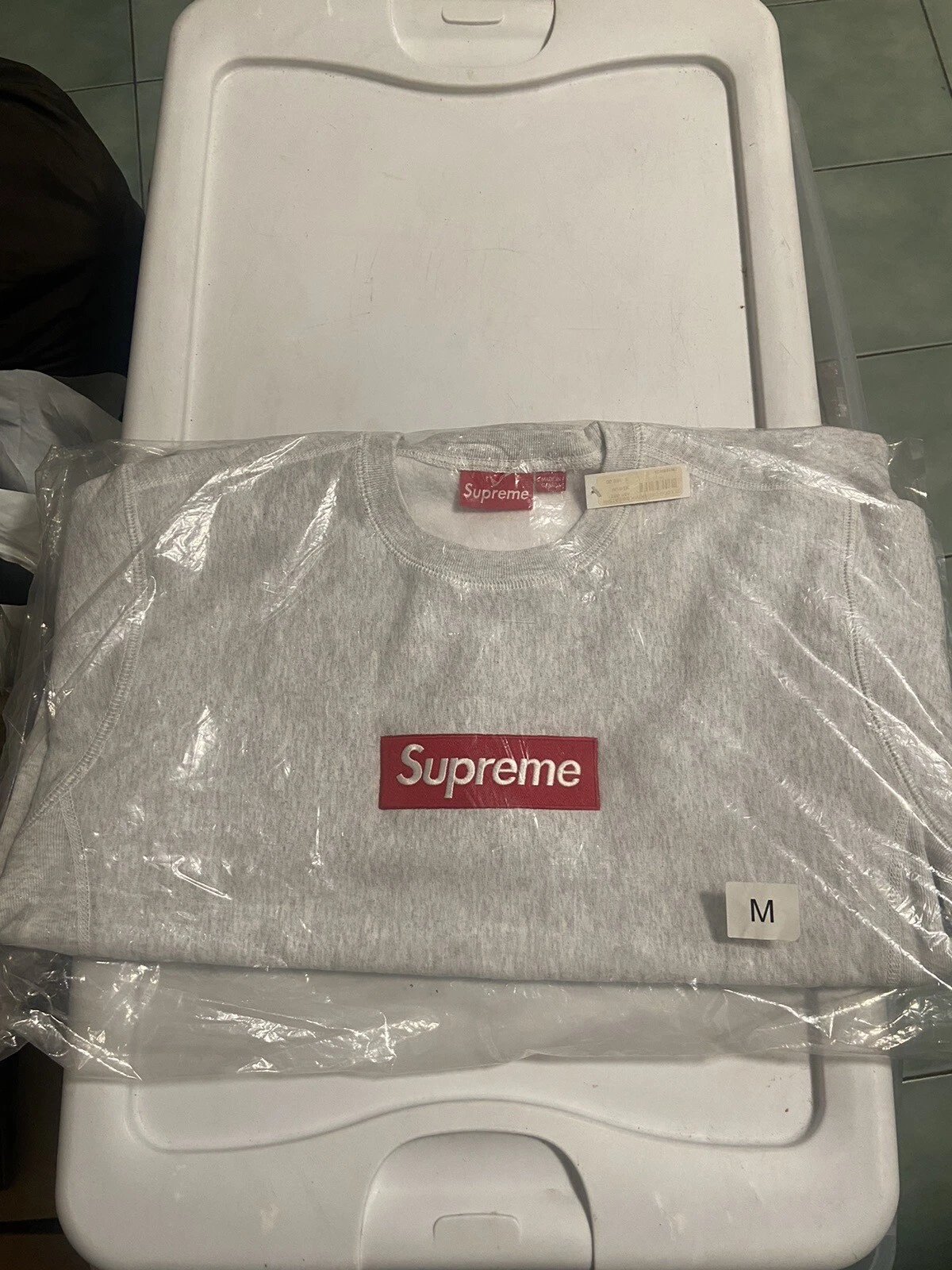 SUPREME BOX LOGO CREWNECK SWEAT SHIRT GRIS CENDRE FW18 taille MOYENNE