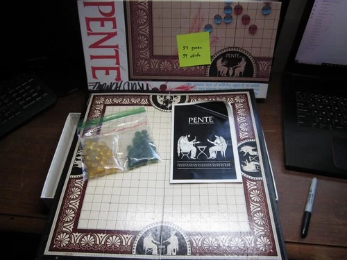 Vintage 1983 Pente Board Game-- Parker Brothers