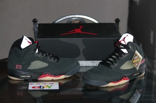 Deadstock Nike Air Jordan 5 V Gore Tex Off Noir Size Women's 12 / Men's 10.5