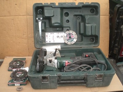 Metabo MFE40 40mm Wall Chaser with extra blades and case