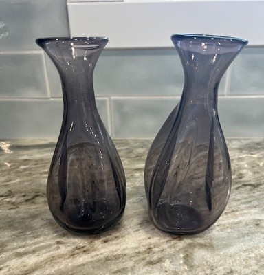 Vintage Pair Of Blenko Winslow Anderson Bud Vases Amethyst