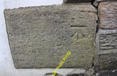 Foto 6x4 Benchmark auf #40 Salisbury Street Colne\/SD8940 Ordnance Survey c2015