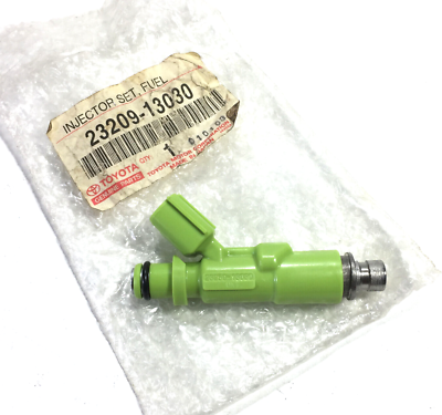 Toyota Unser KF60 KF72 KF80 KF82 Injector Assy Fuel 23209-13030