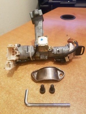 95 to 04 Toyota Tacoma 96-02 4Runner Ignition Switch 45020-35-9 (2