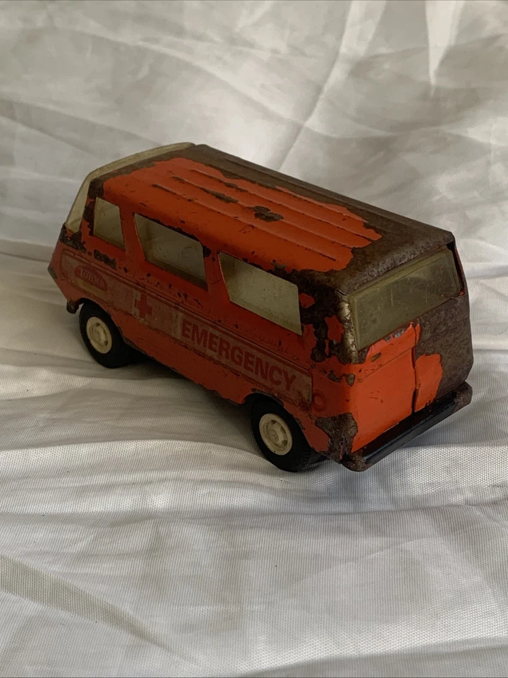 Vintage TONKA Emergency Van Ambulance 5” Orange - Image 3 of 4