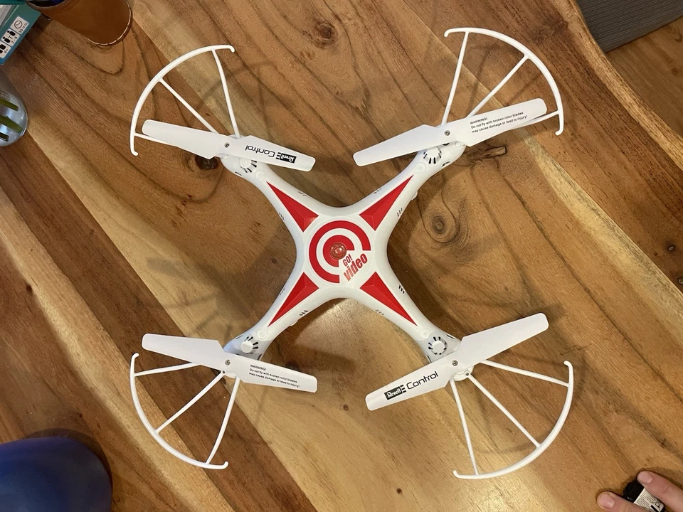 Quadcopter mit Kamera Go Video Quadrokopter  Drohne für Kinder 12+ Revell 23858 - Bild 4 von 4