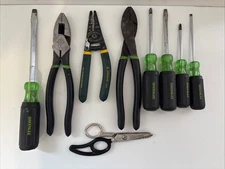 Greenlee 9 Piece Hand Tool Set (3 Pliers, 5 Screwdrivers & Scissors
