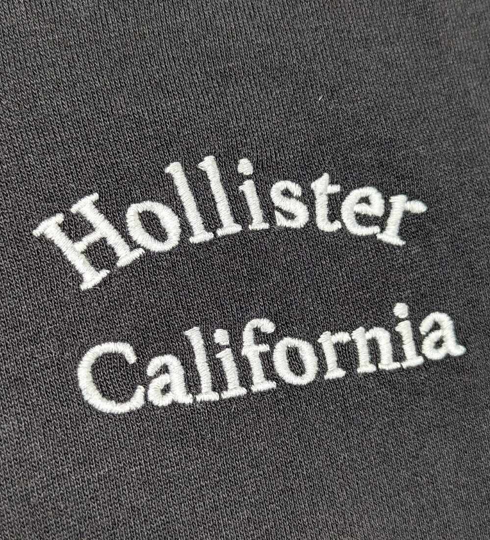 Women s L Grey Hollister Embroidered Boyfriend Crewneck Sweatshirt