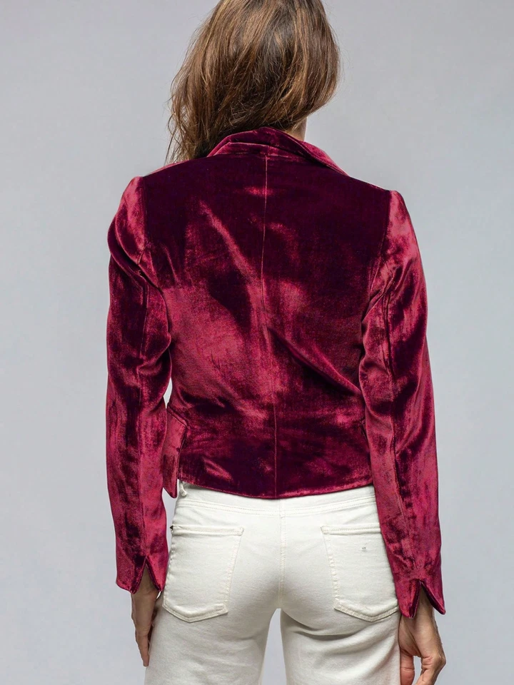 Blazer de terciopelo para mujer con cierre de un solo botón Foto 2 de 4