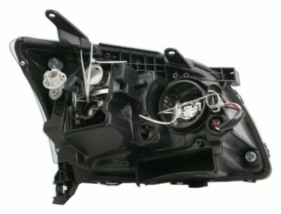 Toyota Avensis Mk2 Estate 3/2003-8/2006 Headlight Headlamp