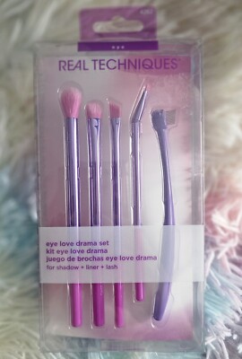 Real Techniques *LIMITED EDITION* Galactic Glow 'Eye Love Drama' Set