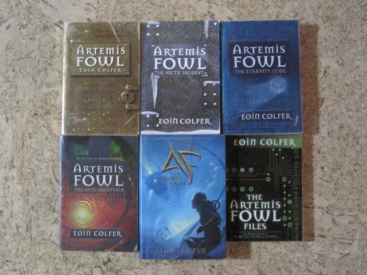 Artemis Fowl (Artemis Fowl, Book 1) by Eoin Colfer, Paperback