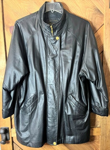 Vintage Womens Black Venezia Leather 