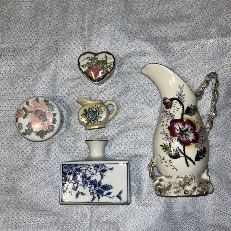 Collectible Porcelain Made In Japan 