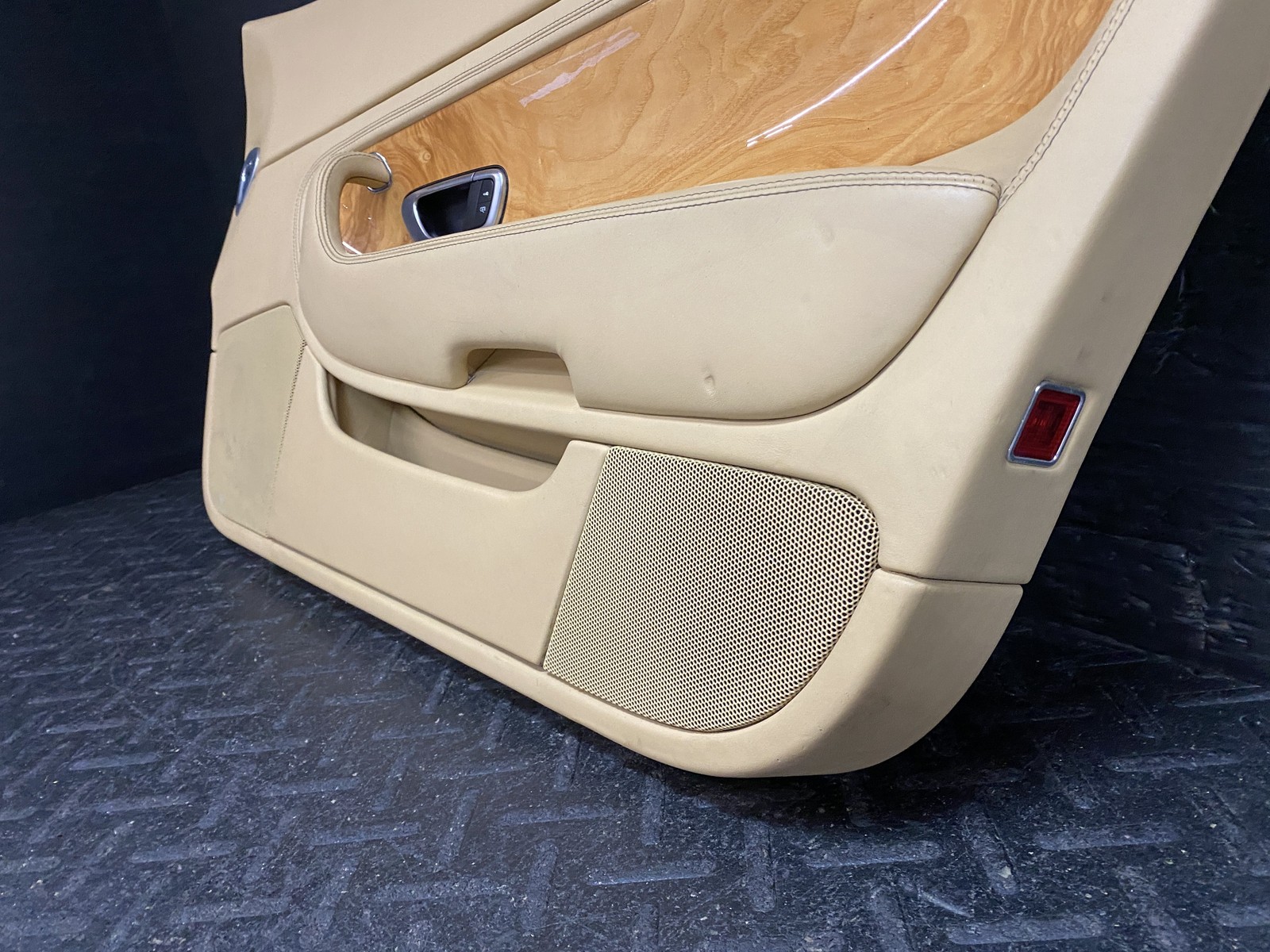 07-11 BENTLEY CONTINENTAL FRONT PASSENGER RH INTERIOR DOOR TRIM PANEL 3W3867214P