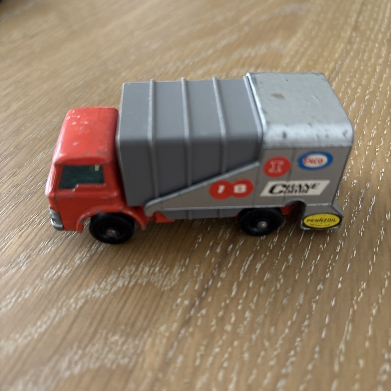 Matchbox Lesney No. 7 Refuse Truck