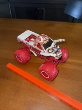 TRUE METAL MONSTER JAM ZOMBIE TRUCK - 1/24 SCALE - SERIES 20 - SPIN MASTER