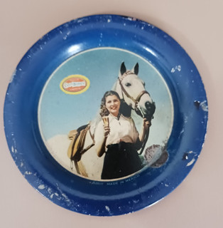 Vintage Carta Blanca "Woman with a horse" advertising tip tray Mexico