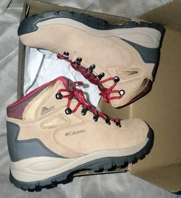 Columbia Women's Newton Ridge Plus Waterproof (Size 8) Hiking Boots *NIB*