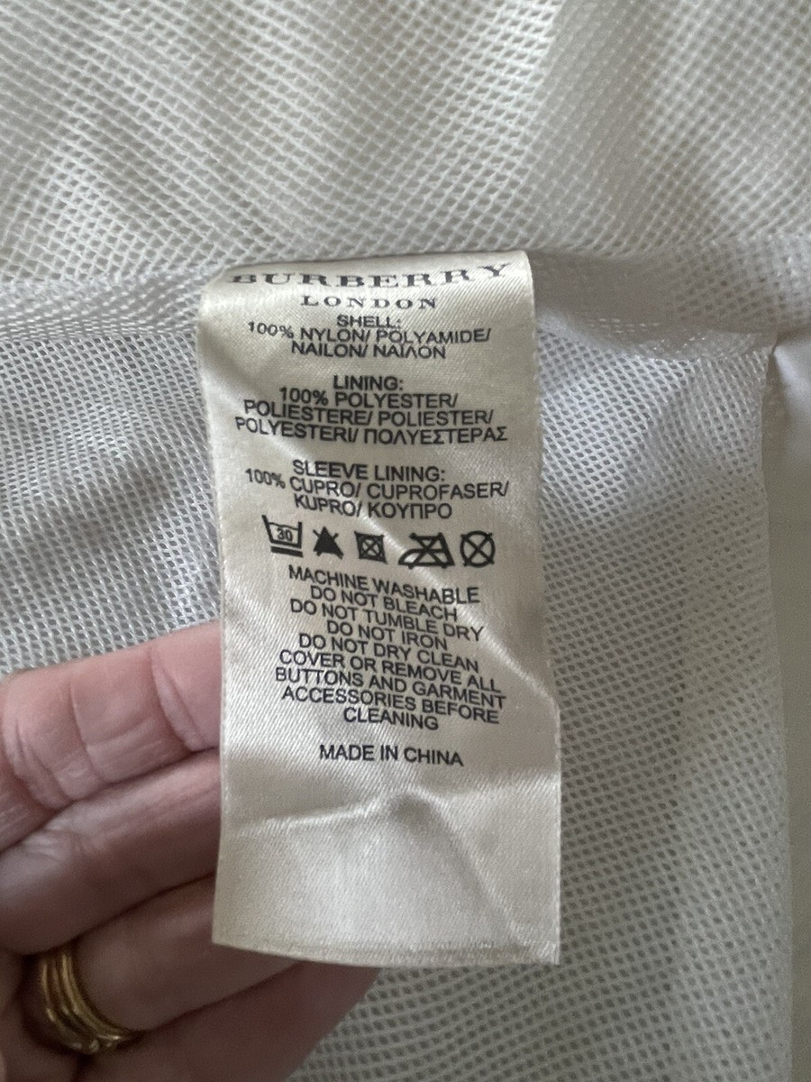 Burberry NWT (flaws) White/Ivory Nylon 3/4 Puff Sleeve Zip