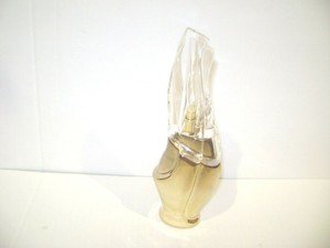 cashmere mist essence perfume