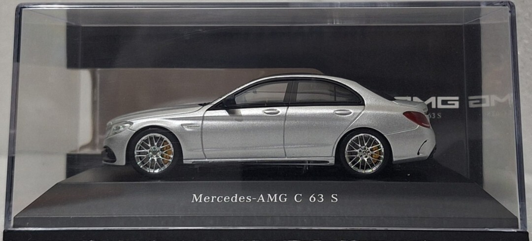 Mercedes-Benz C63 AMG 限定モデル 1:43 s-l1200.jpg