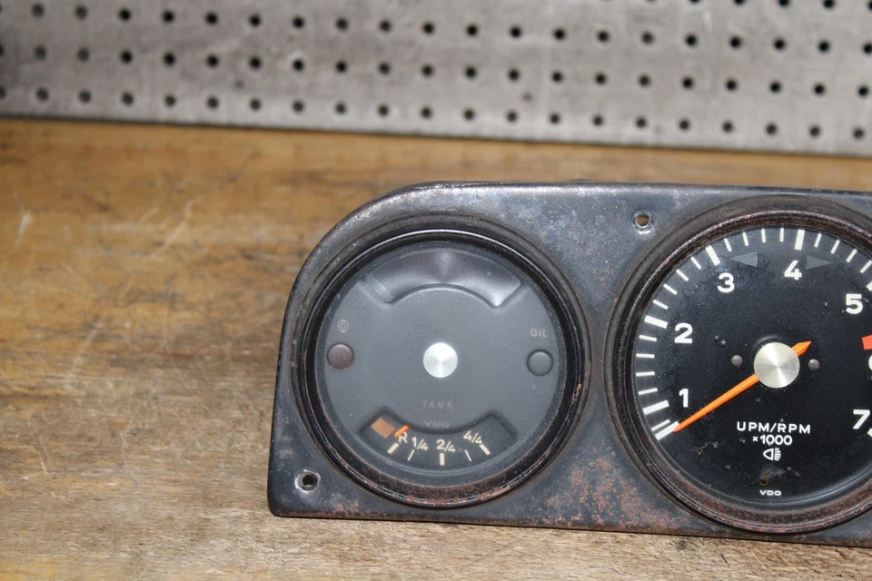 Cuadro de instrumentos Porsche 914 1969-1974 velocímetro y bisel OEM #3386E Foto 2 de 4