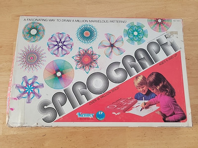 Vintage 1976 Kenner Spirograph Drawing Set No. 1421,  missing pieces