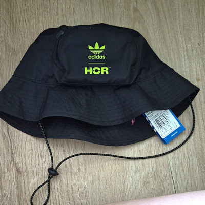 adidas HOER Bucket Hat Unisex Schwarz Einheitsgröße mit Kordelzug