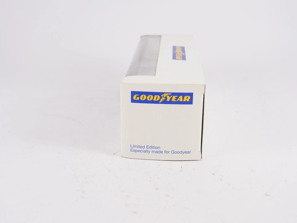 Herpa  1/87 camion Mercedes GOOD YEAR semi remorque jamais sorti en boîte - Photo 4/4