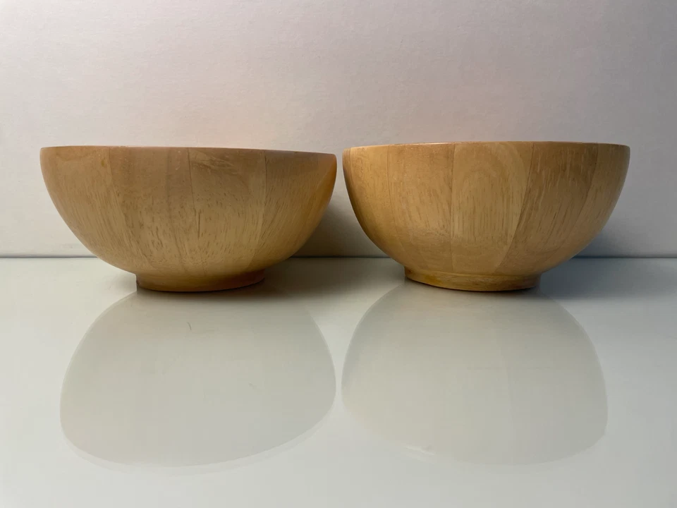 Four Pomerantz Light Wood Salad Bowls Made in Thailand - Image 2 of 4